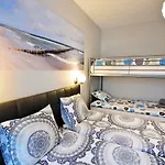 Apartment Luxury Marina *